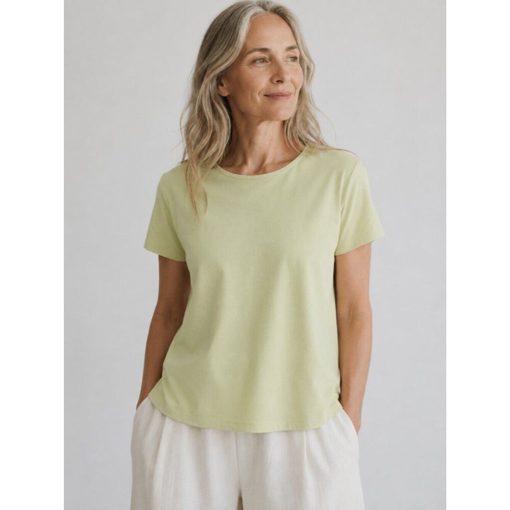 Eileen Fisher 100% Cotton Soft Lime Short Sleeve Tee Size Small